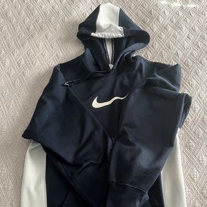 Men's Nike hoodie sweatshirt size small.